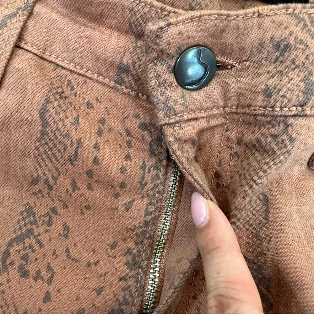 Joe’s Jeans High Water Orange Snake Skinny Ankle Denim Pants - Picture 6 of 9